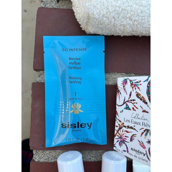 Sisley skincare Kit - Picture 9 of 11